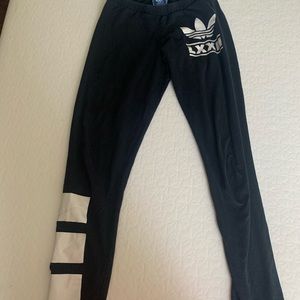 Adidas leggings